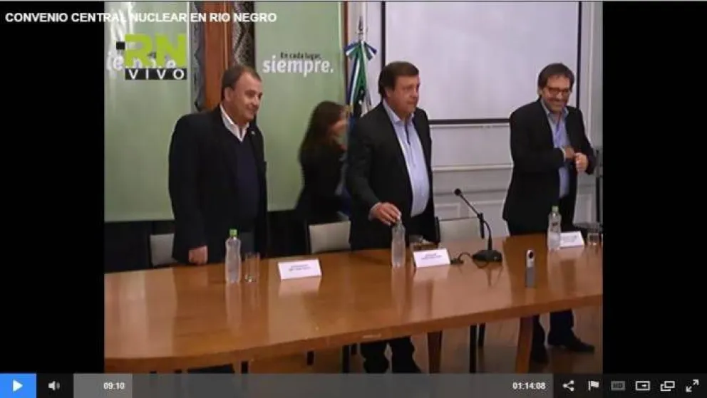 El acto fue encabezado por el gobernador, el vice Pedro Pesatti, y el subsecretario de Energía Nuclear de Nación, Julián Gadano.