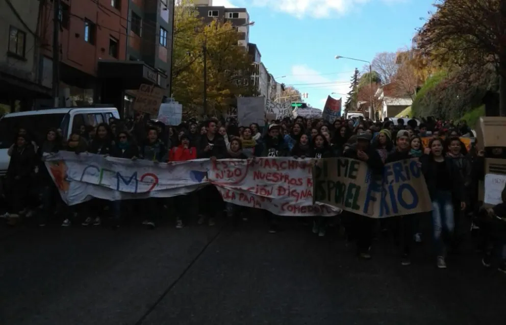 La movilización salió de Onelli y Vilcapugio y llegó al Centro Cívico.