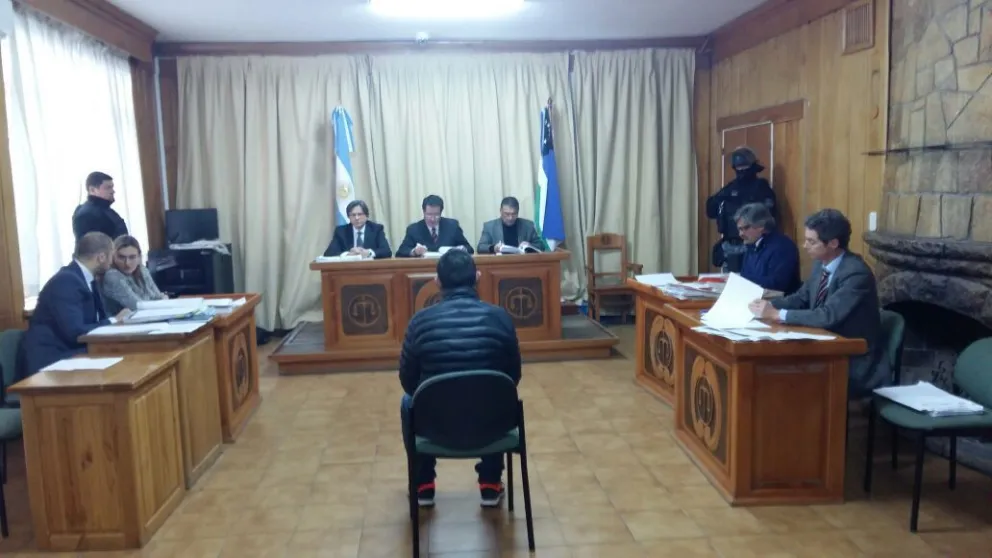 En la jornada de hoy atestiguaron los dos acusados de haber cometido el crimen.