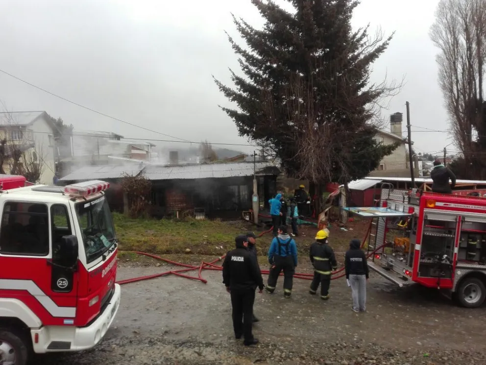 Colecta solidaria para las víctimas del incendio fatal