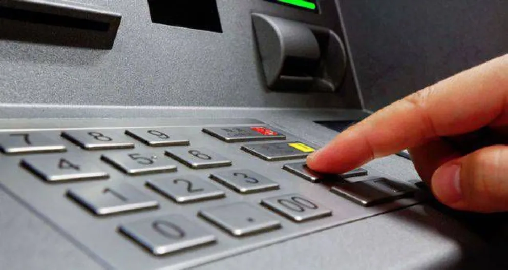 Los cajeros automáticos van a requerir una nueva clave alfabética