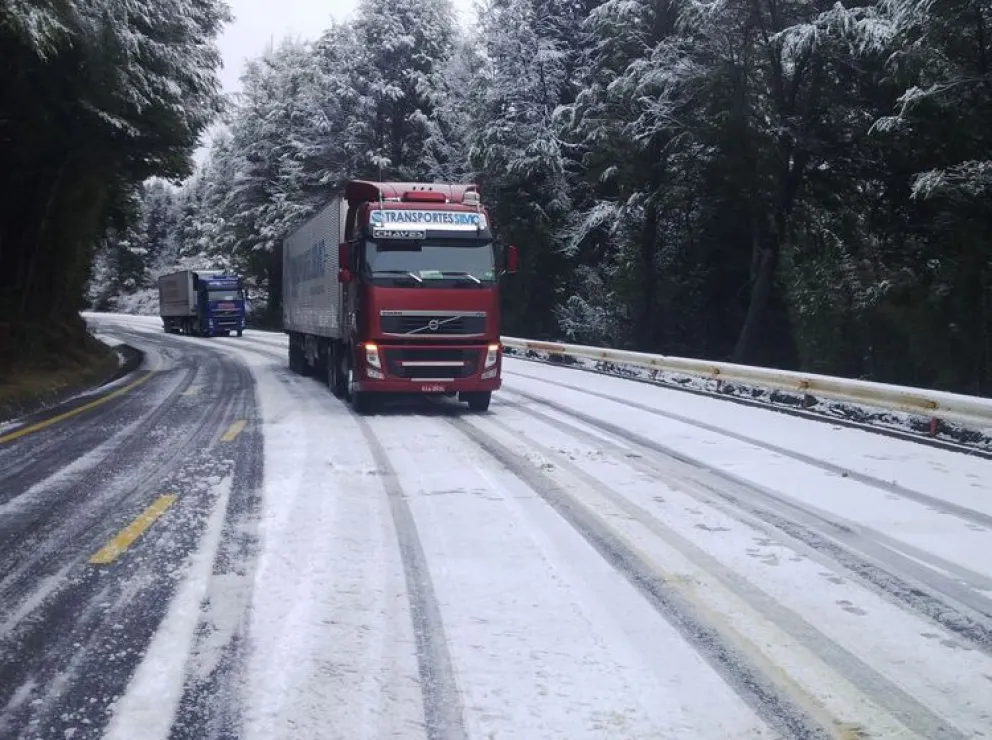 Rutas complicadas: colectivos varados y restricción de tránsito