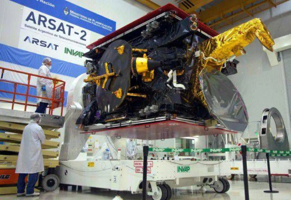 María Emilia Soria impulsa una denuncia contra Macri por la venta de Arsat-3