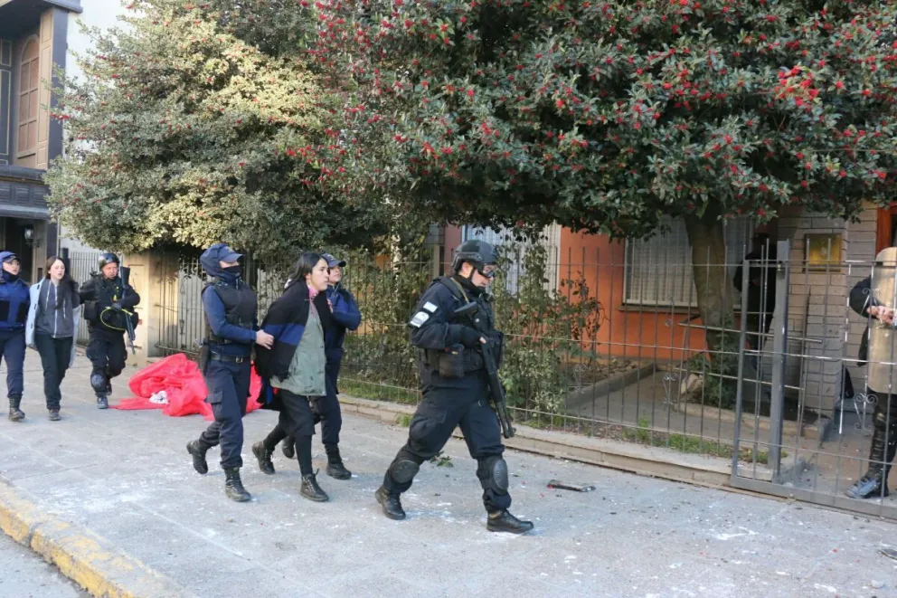 Tensión en un reclamo por la libertad del lonko Facundo Jones Huala