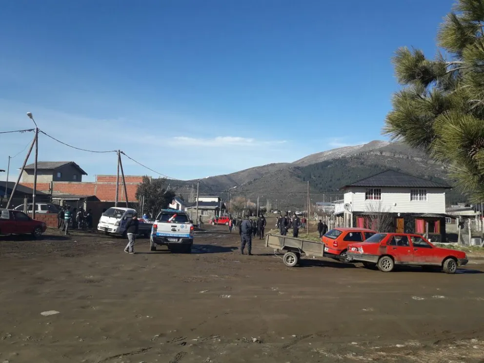 Buscan una solución luego del enfrentamiento en barrio Malvinas