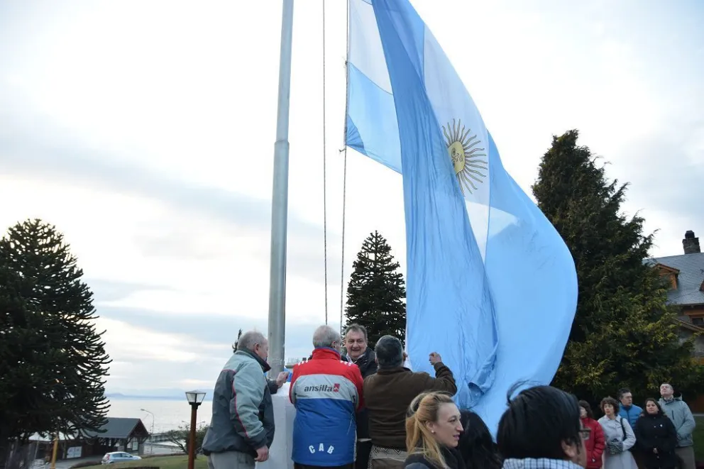 Los montañeses celebraron su día en el Centro Cívico