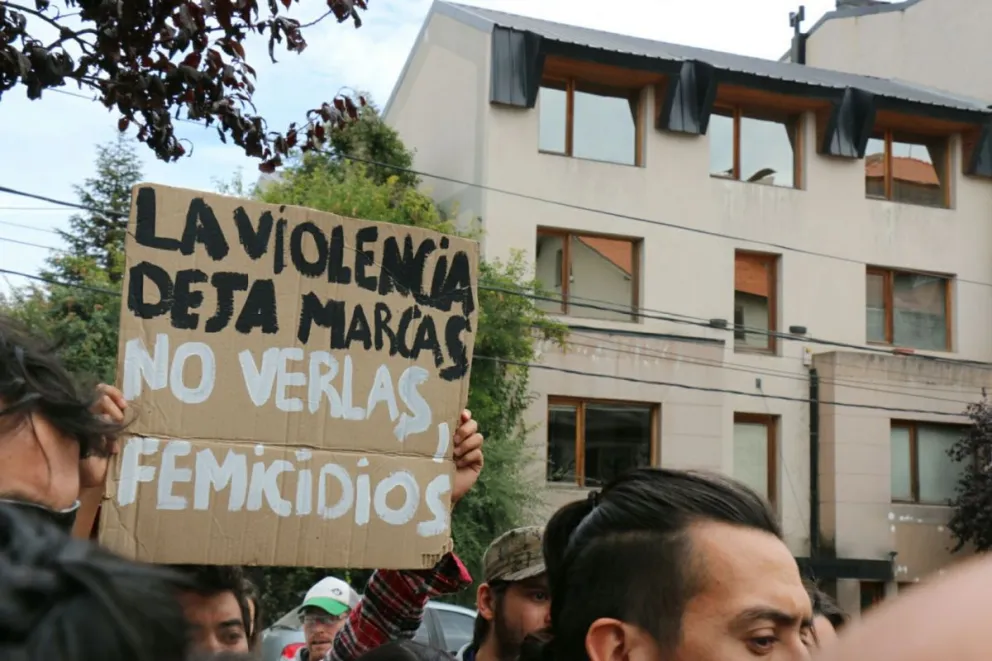 Lastimó a su ex y su abogado dice que fue "un hecho menor, una discusión de pareja”