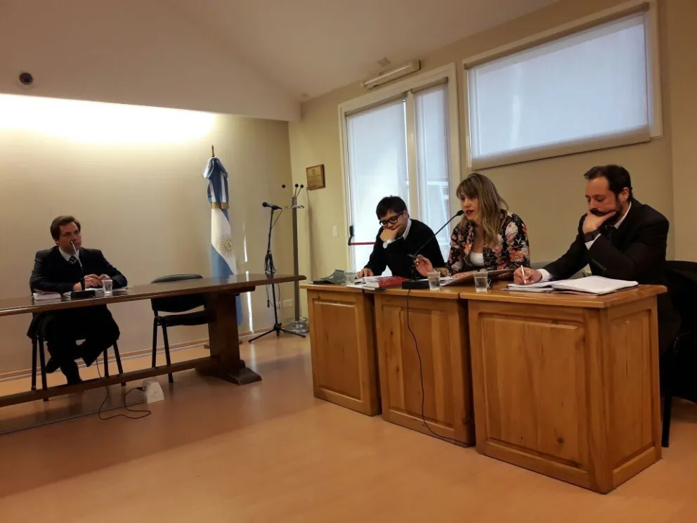 Imputaron a un joven por la muerte de Camila Arabarco
