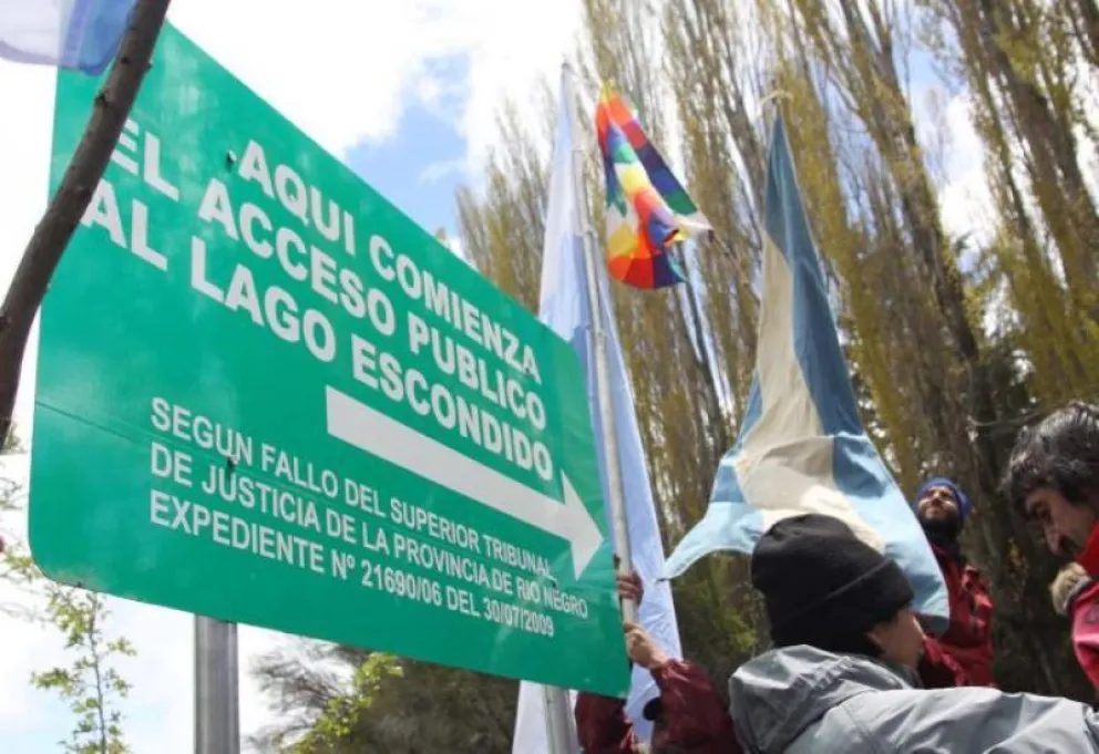Convocan a una movilización en Lago Escondido
