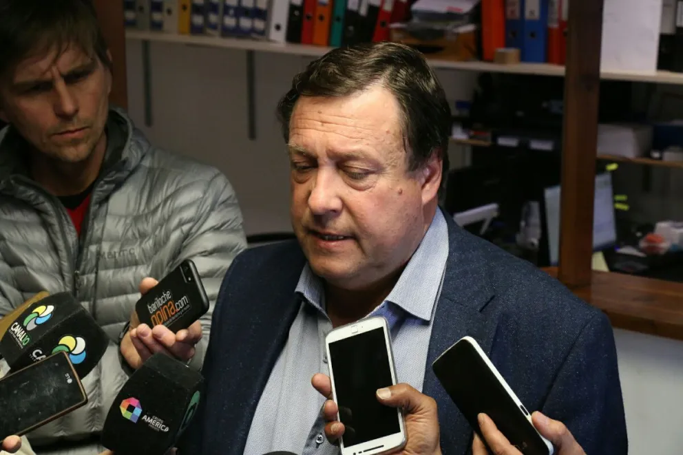 El gobernador afirmó que en los próximos 60 días “habrá cambios en los ministerios”