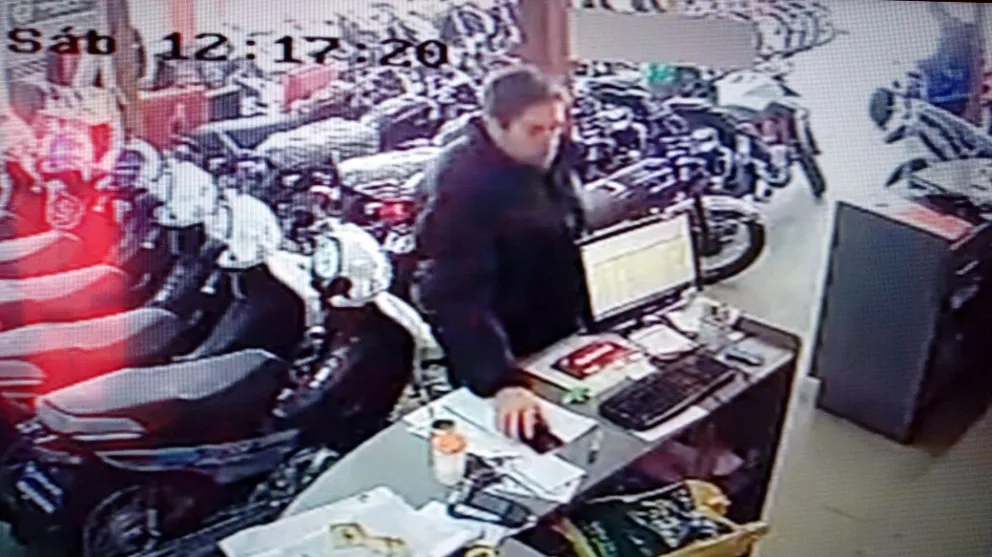 Video: Robó, lo filmaron, pero todavía no lo encontraron