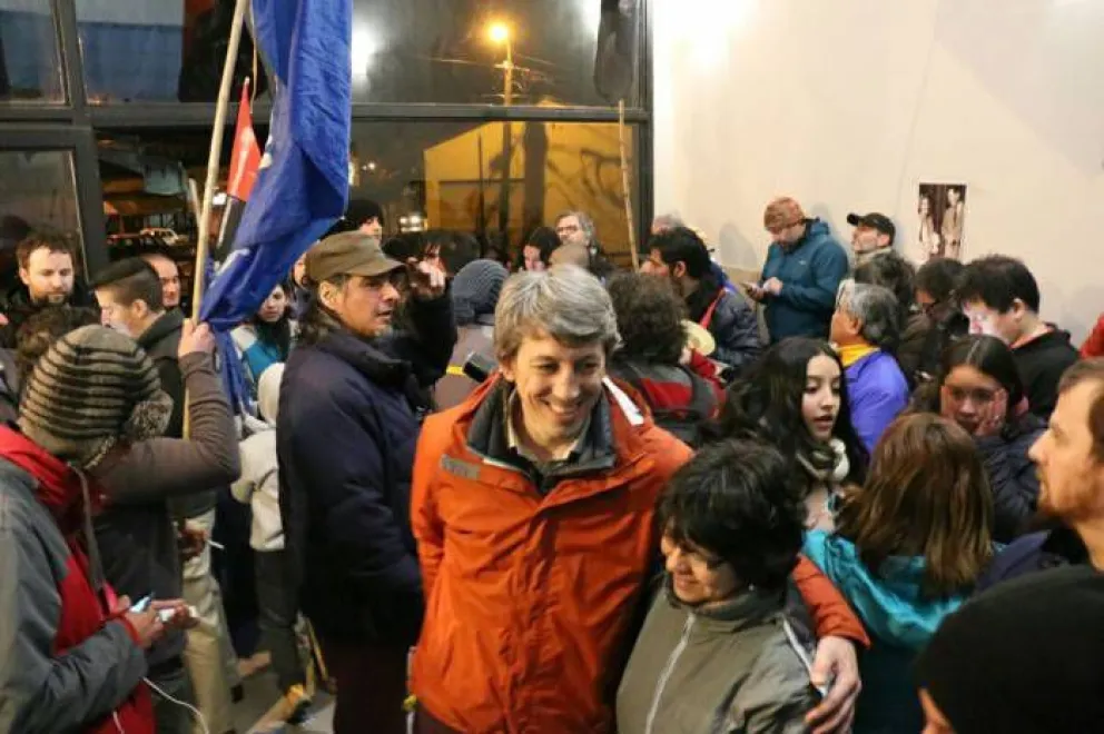 “La decisión de Weretilneck nos beneficia”