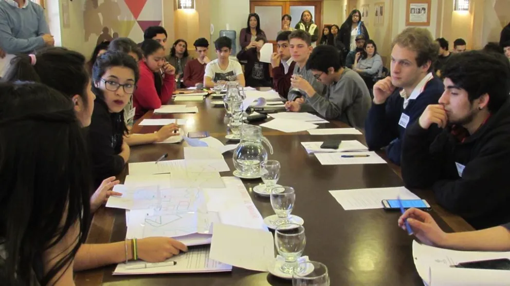 Intenso debate en una nueva comisión de los Concejales por Un Día