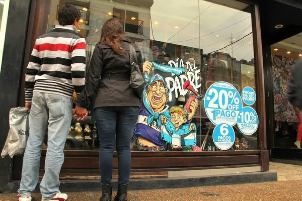 Polémica: ¿Se cambia la fecha del Día del Padre?
