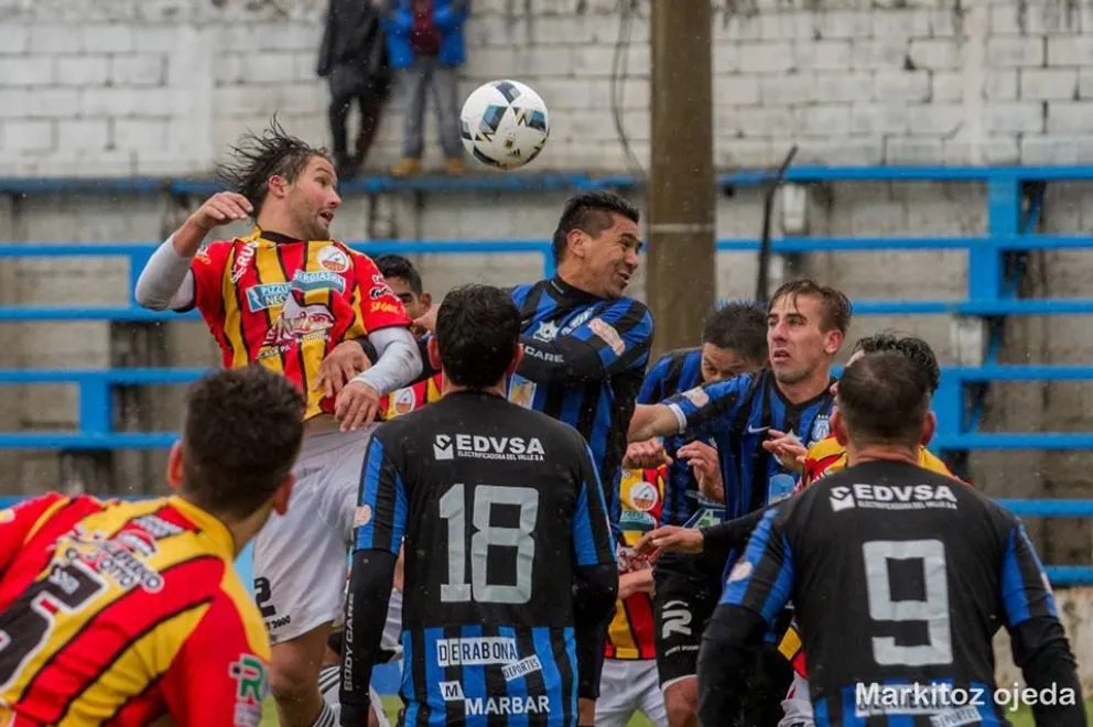 Cruz del Sur tenía el triunfo en el bolsillo pero le empataron sobre el final