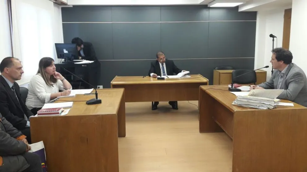 Una mujer acusada por promover y facilitar la prostitución se entregó a la justicia