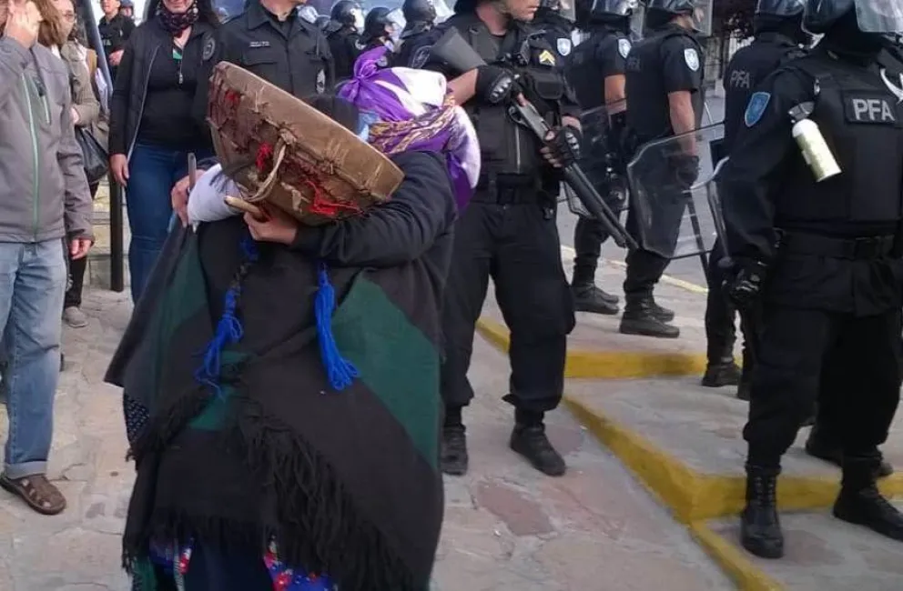 Liberaron a las mujeres detenidas durante el desaojo en Mascardi