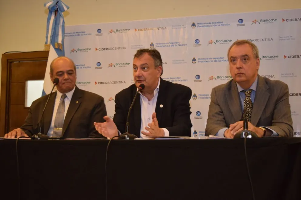 Comenzó un novedoso congreso sobre desastres y emergencias