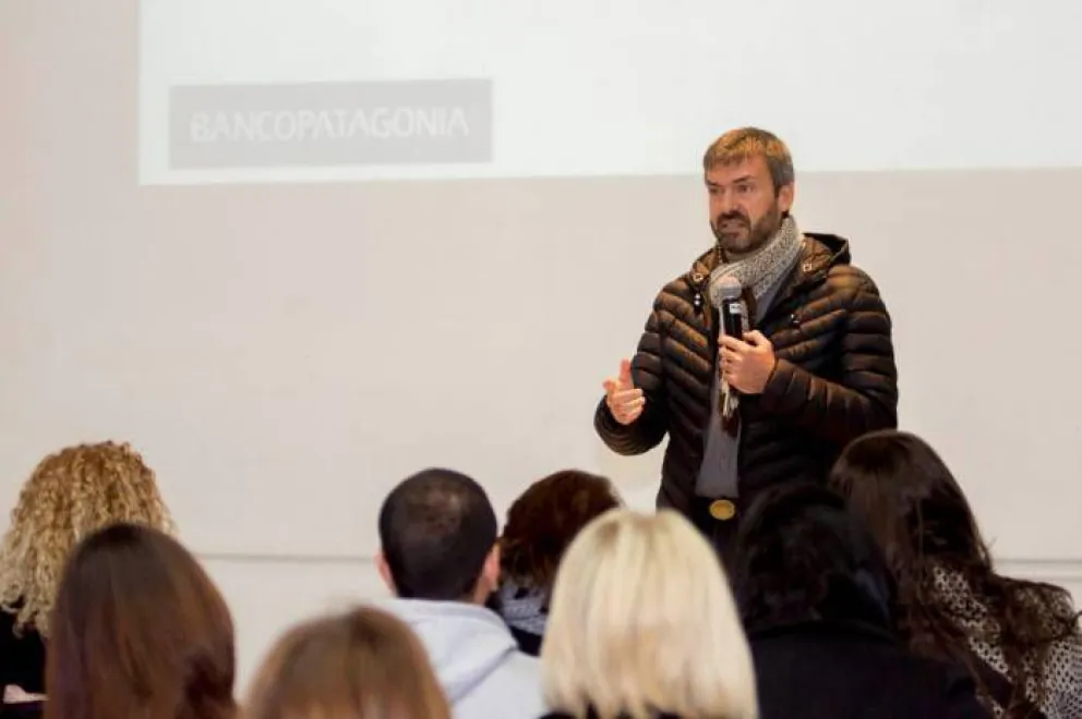 Durante varios meses se dictaron cursos de capacitación para los emprendedores.