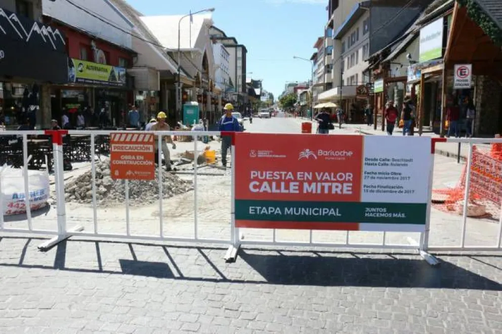 La utilización de Mitre, vuelve al centro de la discusión.