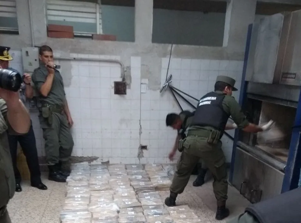Incineraron los 500 kilos de marihuana secuestrados en Roca