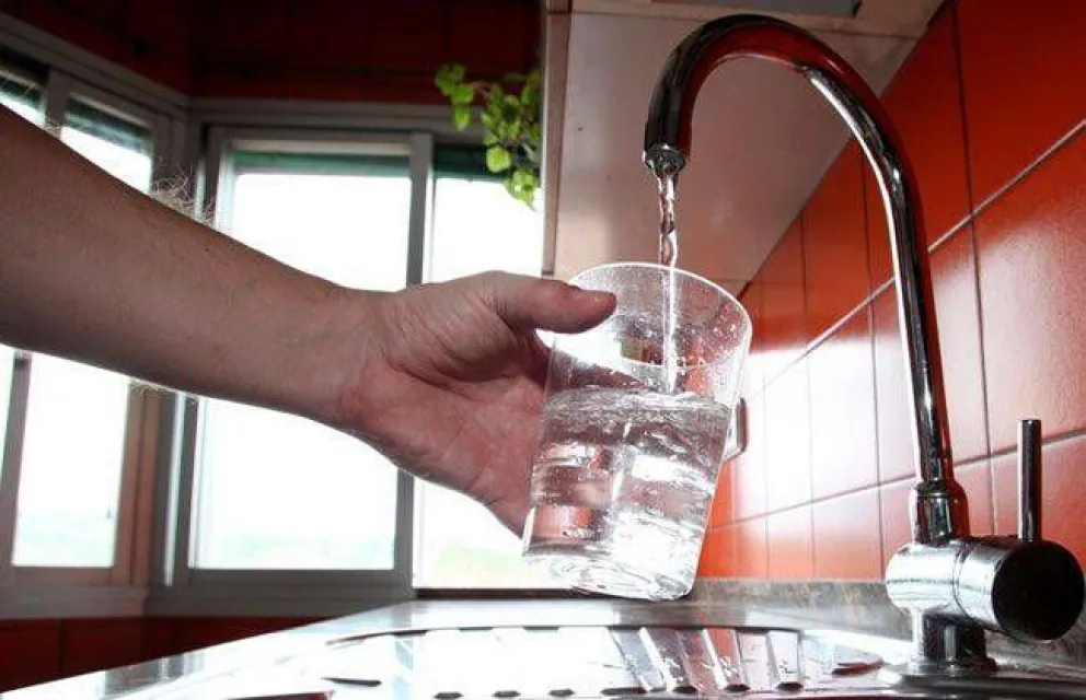 Por trabajos en la red, recomiendan cuidar el consumo de agua
