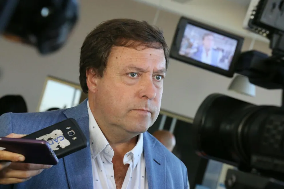 El gobernador culpó a la oposición por los episodios vividos en el Congreso