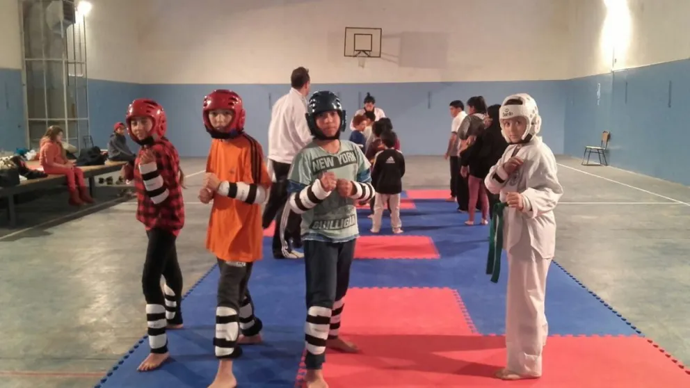 Taekwondo social: Deporte e integración para todas las edades