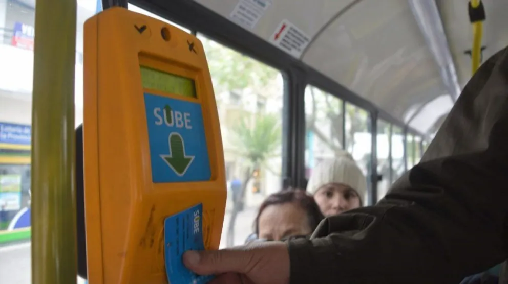 Fin de la duda: ¿está prohibido prestar la SUBE a otro pasajero?
