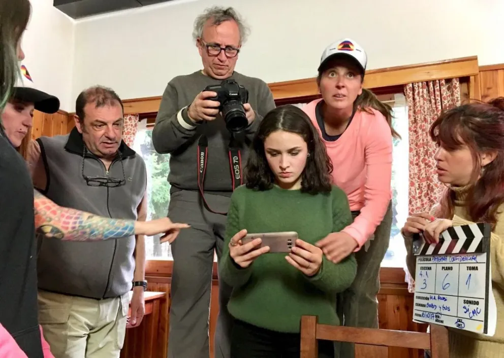 Del primer capítulo participaron 30 actores y actrices. 