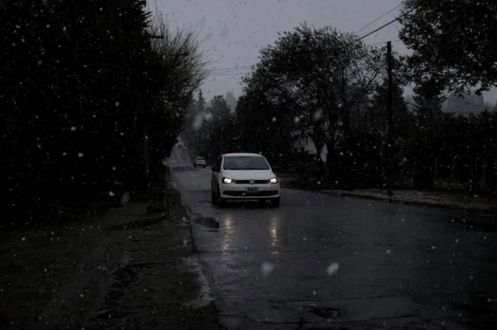 Anuncian chaparrones de nieve para este miércoles