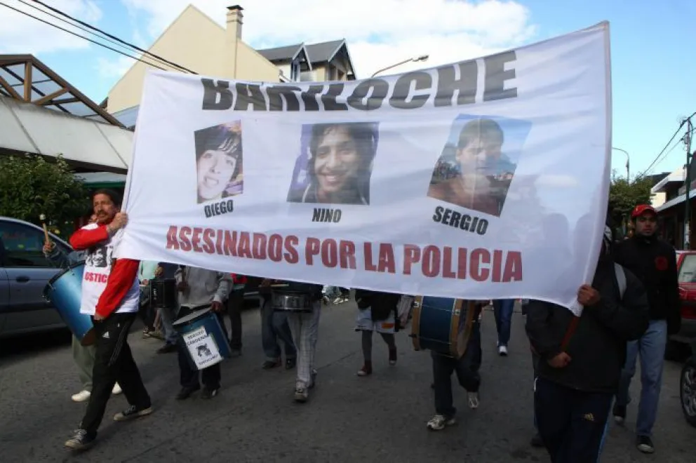 Jornada de reflexión y debate por los asesinatos de Sergio, Nino y Diego