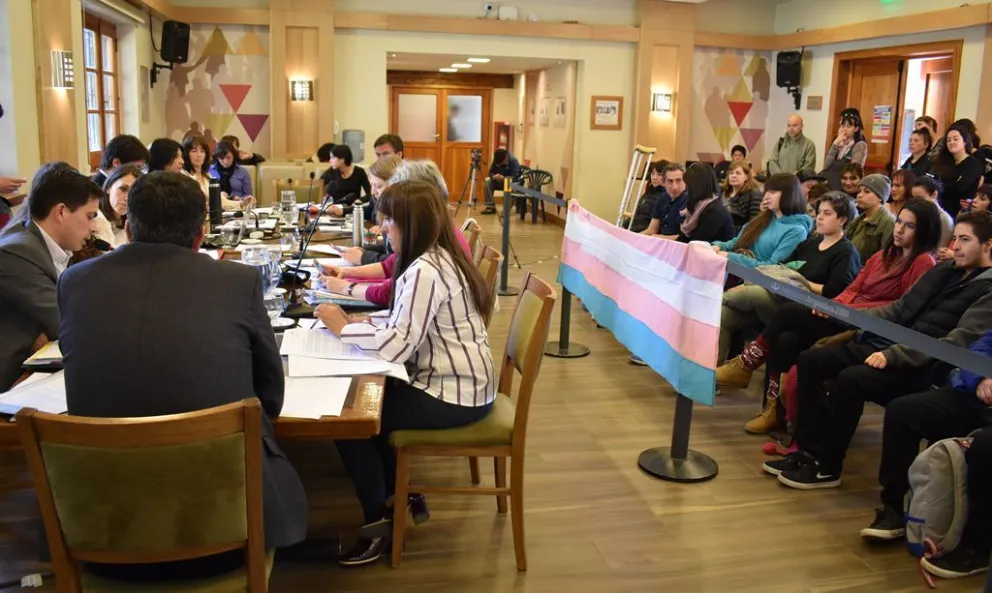Bariloche creó el cupo y programa de inclusión laboral trans