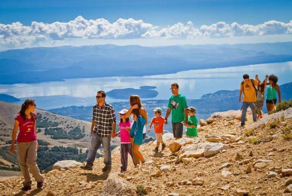Con variadas propuestas, promocionan Bariloche para el invierno 2020