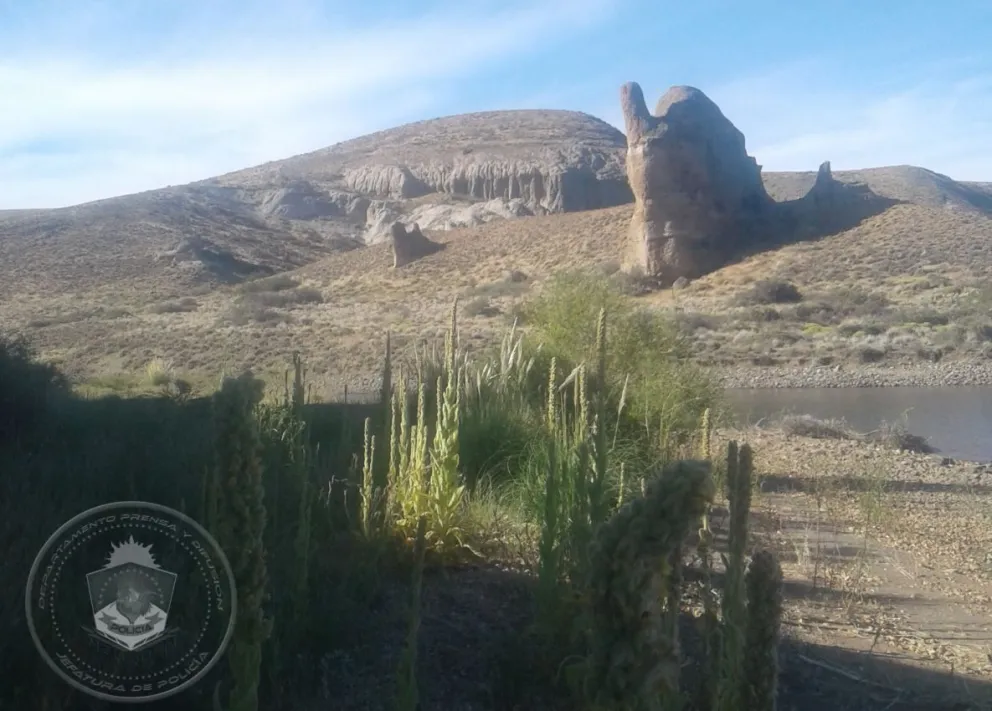 Rescataron a tres hombres que se habían perdido en el río Limay