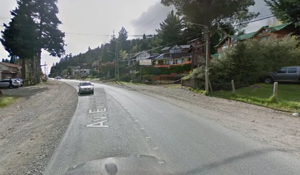 Cortaron Bustillo por un choque y un incendio forestal