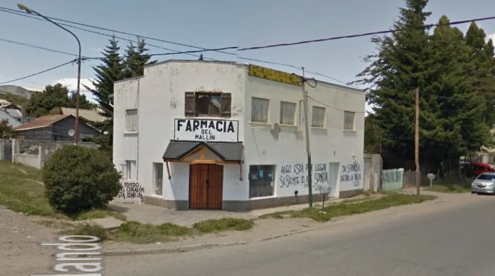 Entró a robar la farmacia que estaba debajo de su casa con un cuchillo tipo tramontina