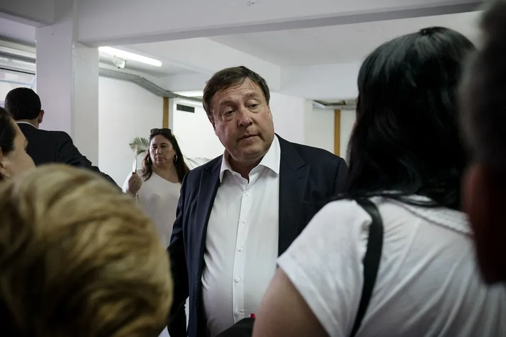 Weretilneck: “No habría problemas en sesionar las sesiones virtualmente”