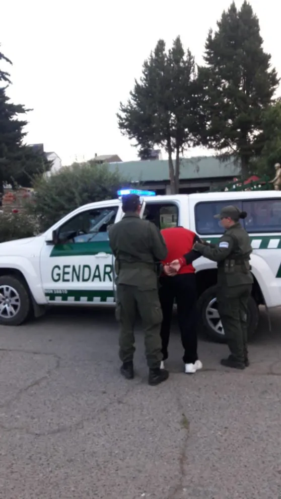 Samoré: detuvieron a un chileno con pedido de captura por delitos sexuales
