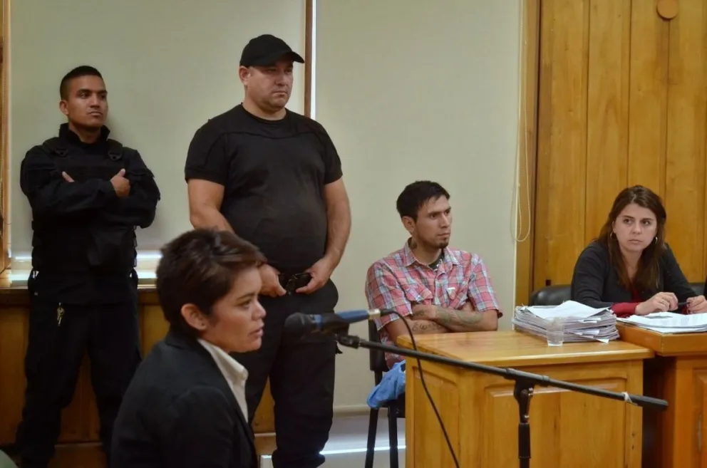 Perito indicó que se usaron dos armas distintas para matar a Collihuin