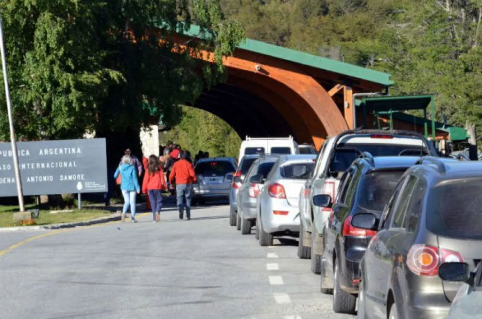 Chile exige a los camioneros PCR negativo en los pasos fronterizos
