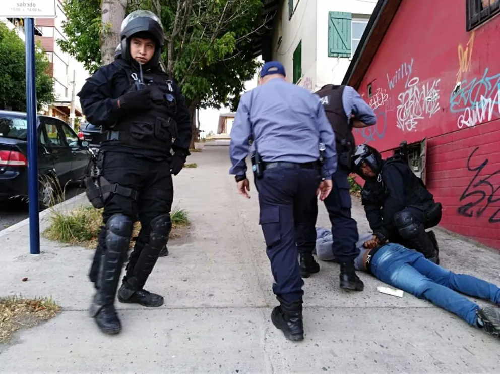 Robó en un comercio y lo detuvieron