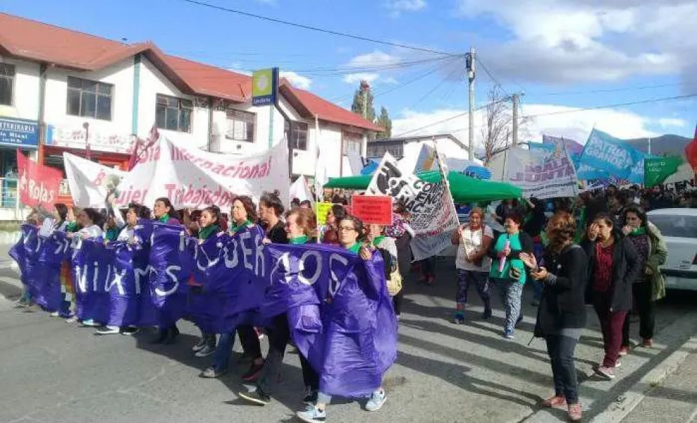 Paro Internacional de Mujeres: Convocan a marchar en Bariloche