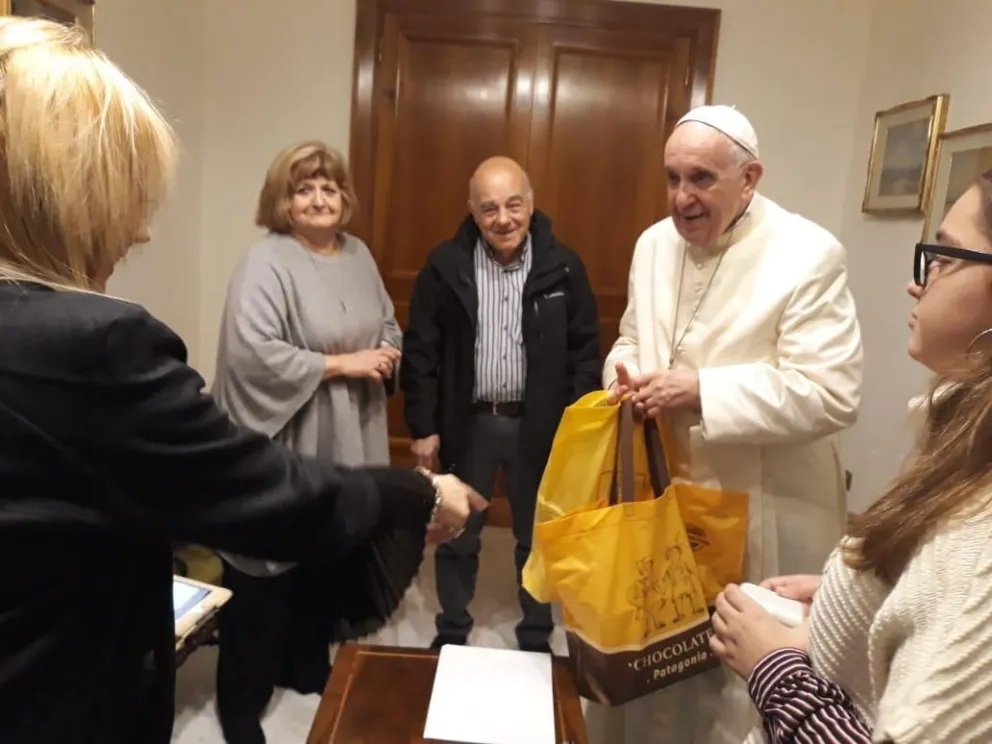 Notifoto: Chocolates barilochenses llegaron hasta el Papa