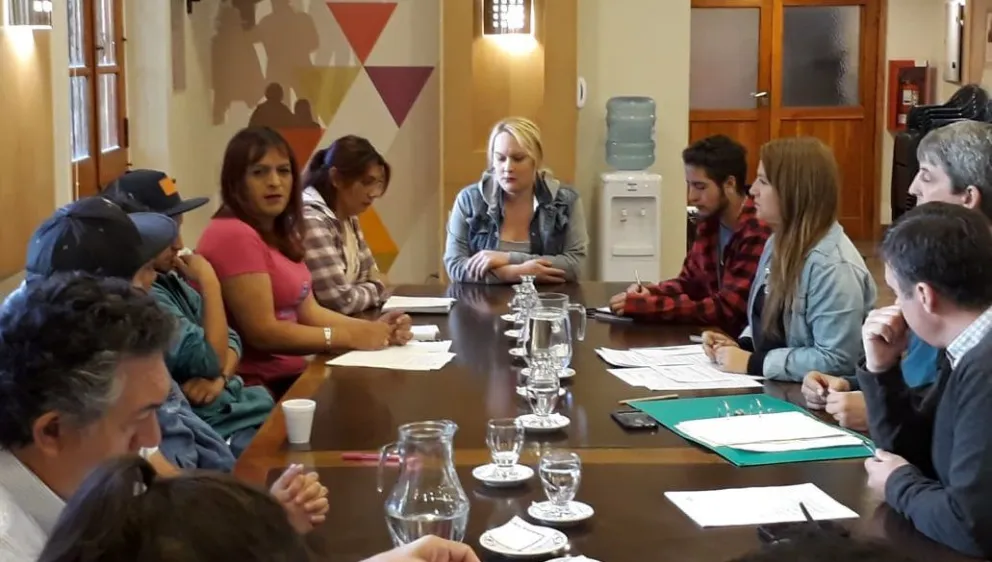 Exigen que se cumpla con el cupo trans en la municipalidad