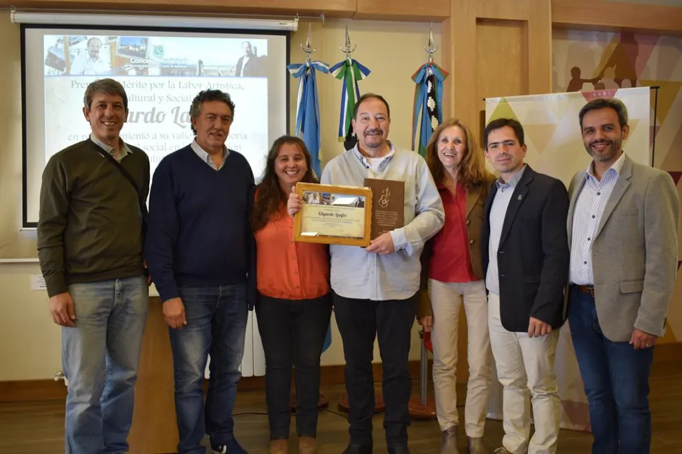 Emotivo reconocimiento a Edgardo Lanfré