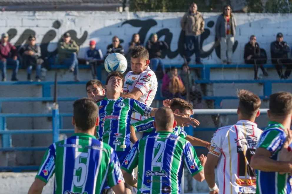 El "Cruzado" sumó apenas 2 de 12 puntos jugando como local.