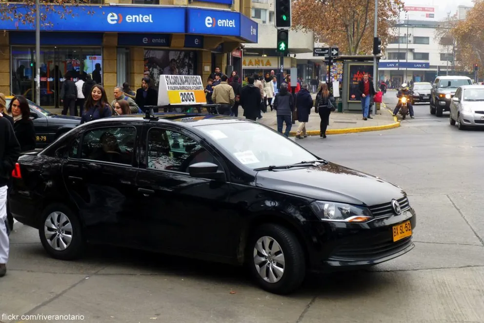 Los "taxis colectivos" funcionan hace un largo tiempo en Chile. 