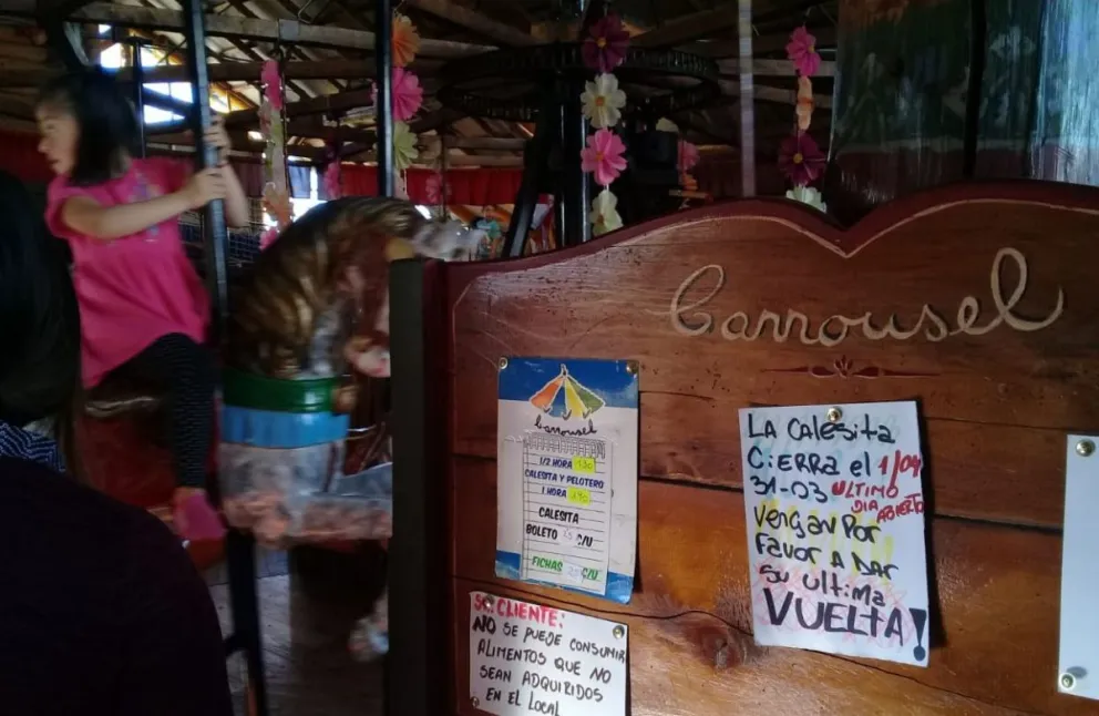 Cierra la calesita de Moreno y Onelli