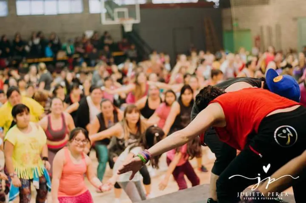 Zumba es una actividad que sigue creciendo en la ciudad. 